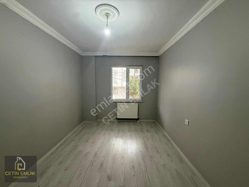Çetin Emlak'tan İstasyon Mahlesin İskanlı 2+1 Satılık Daire — fotoğraf 5