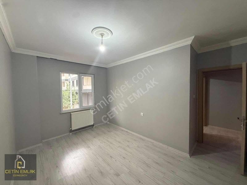 Çetin Emlak'tan İstasyon Mahlesin İskanlı 2+1 Satılık Daire — fotoğraf 6