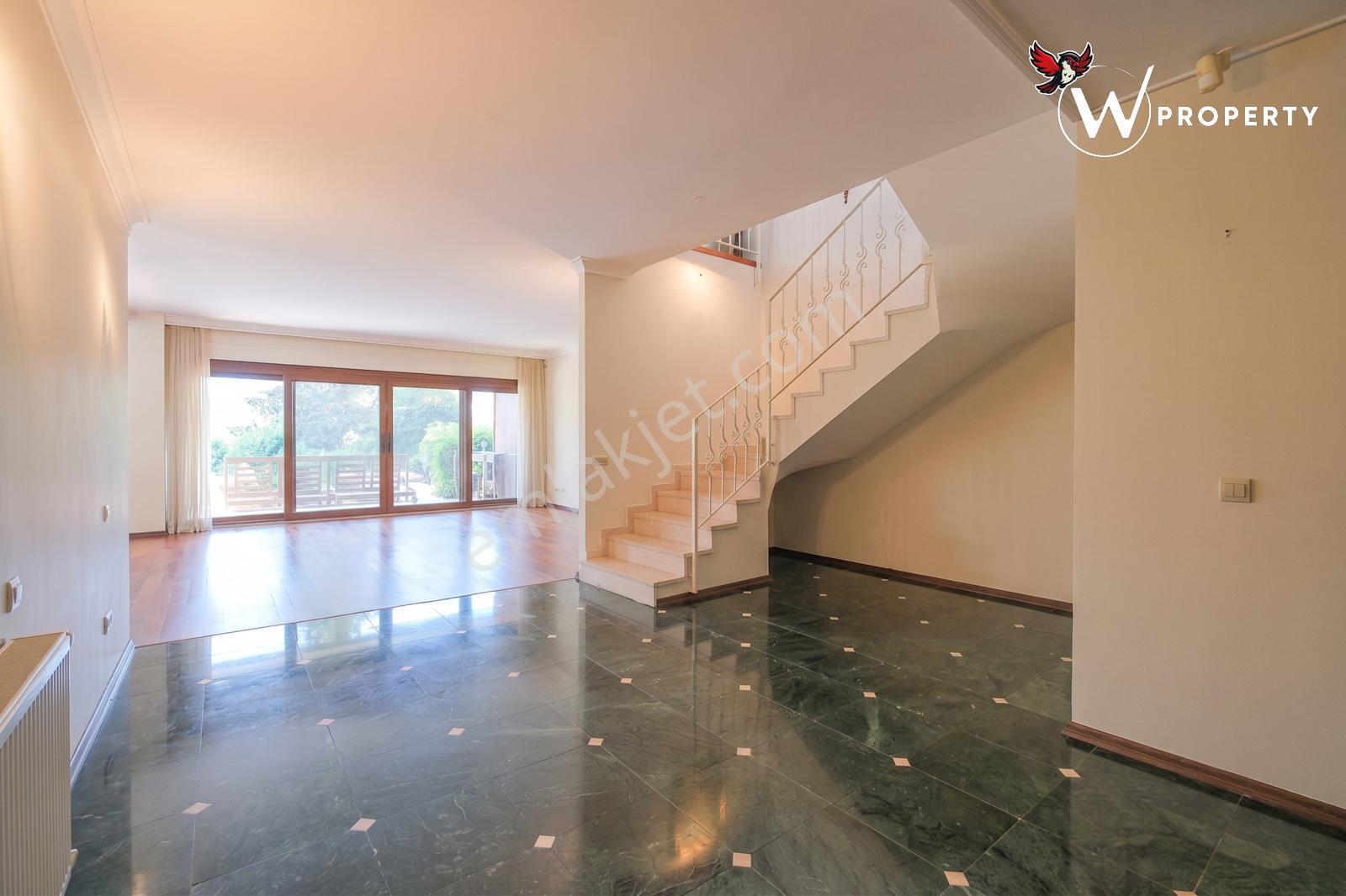 W Property Park Plaza Sitesinde 5+2 Satılık Bahçe Dubleksi — fotoğraf 8