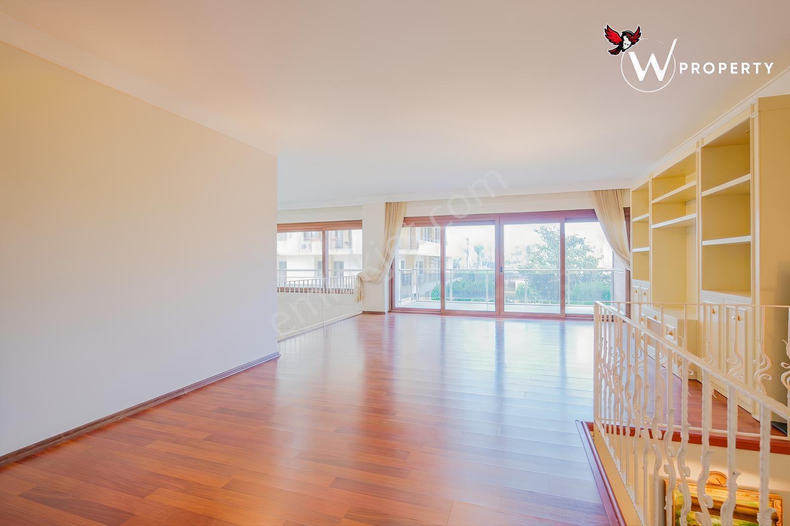 W Property Park Plaza Sitesinde 5+2 Satılık Bahçe Dubleksi — fotoğraf 13