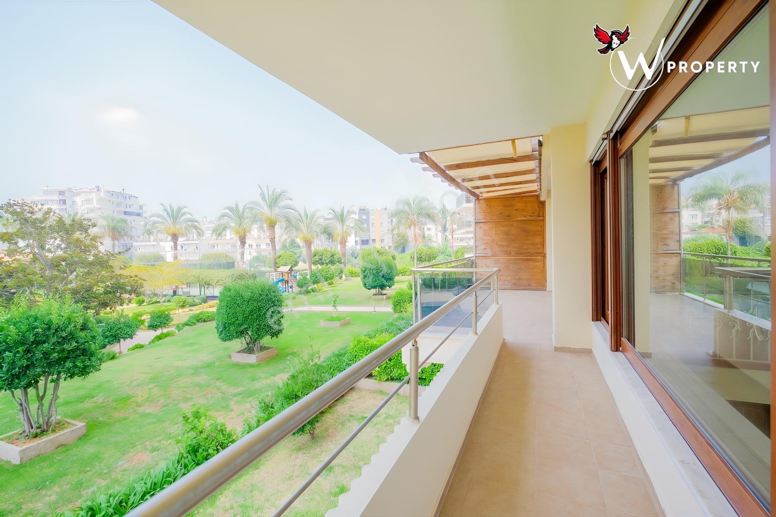 W Property Park Plaza Sitesinde 5+2 Satılık Bahçe Dubleksi — fotoğraf 15
