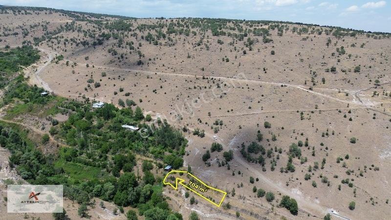 Etrafında Evler, Yola Sadece 40 Metre! Meramda 704 M² Müstakil — fotoğraf 4