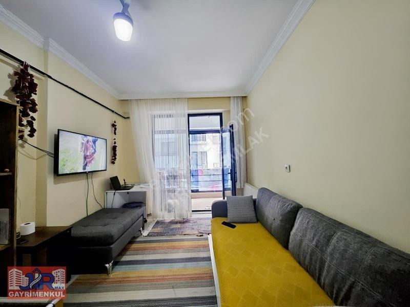 Yüksek Kira Getirili / Hastane Karşısı / Hemen Taşınılabilir 1+1 — fotoğraf 3