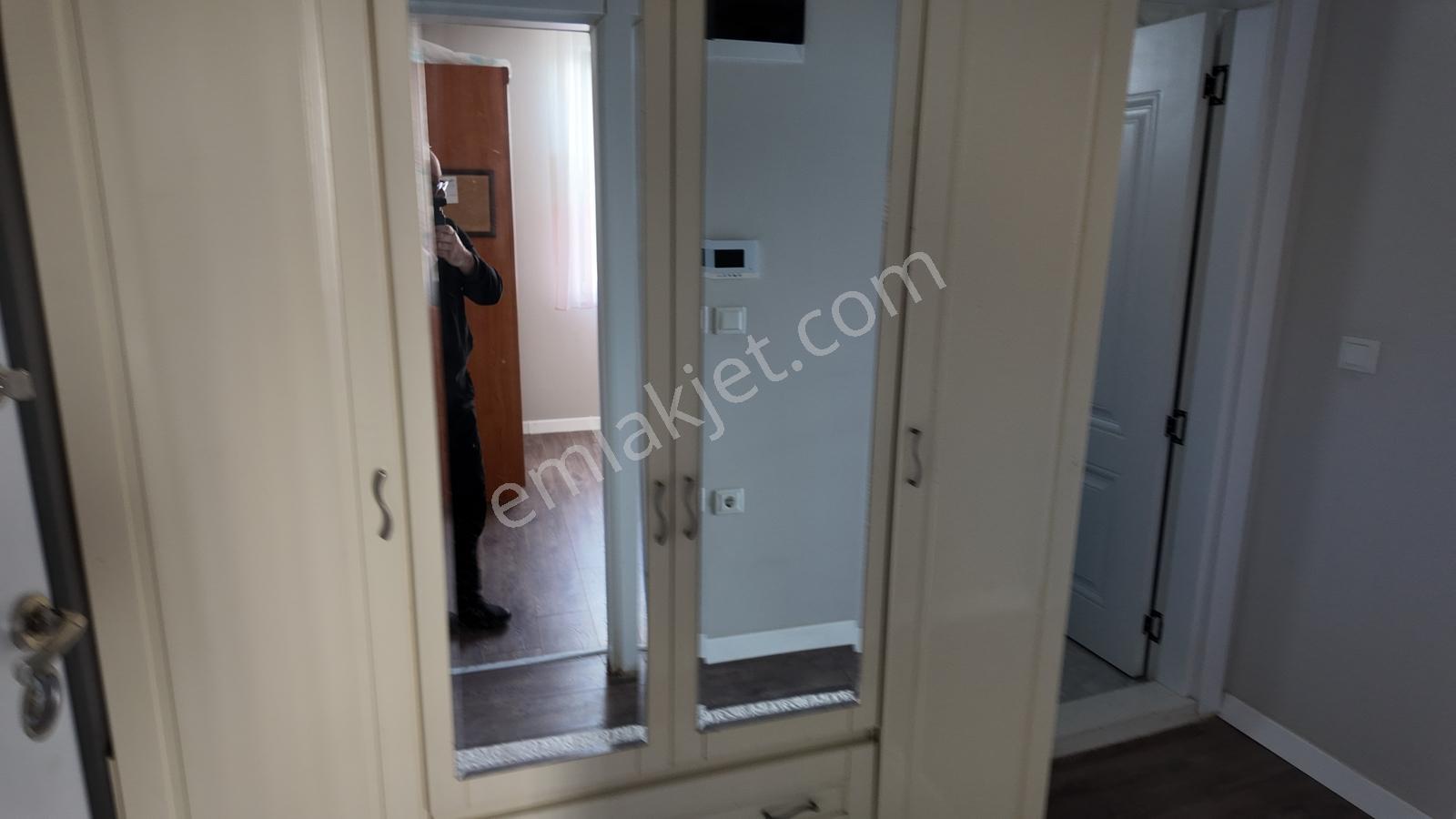 Cumhuriyet Mahallesi'nde Eşyalı, Masrafsız Oturuma Hazır 1+1 — fotoğraf 18