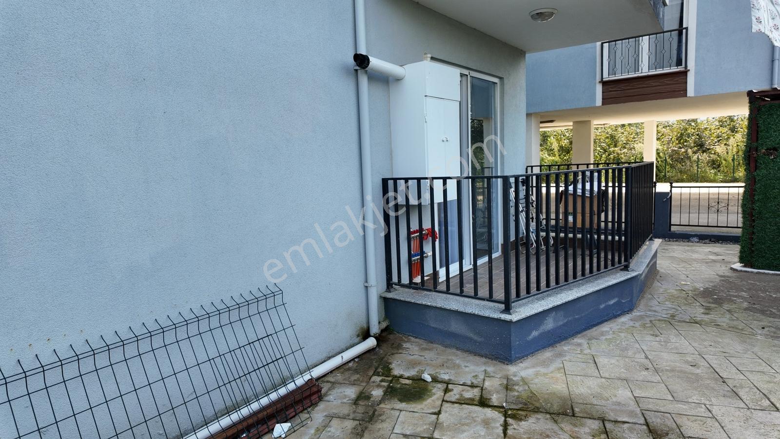 Cumhuriyet Mahallesi'nde Eşyalı, Masrafsız Oturuma Hazır 1+1 — fotoğraf 27