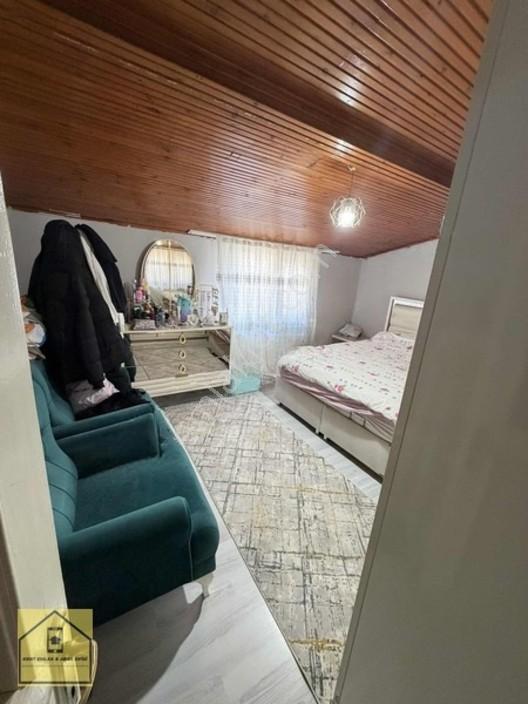 Fatih Mahallesi'nde Kullanışlı Çatı Katı — fotoğraf 4
