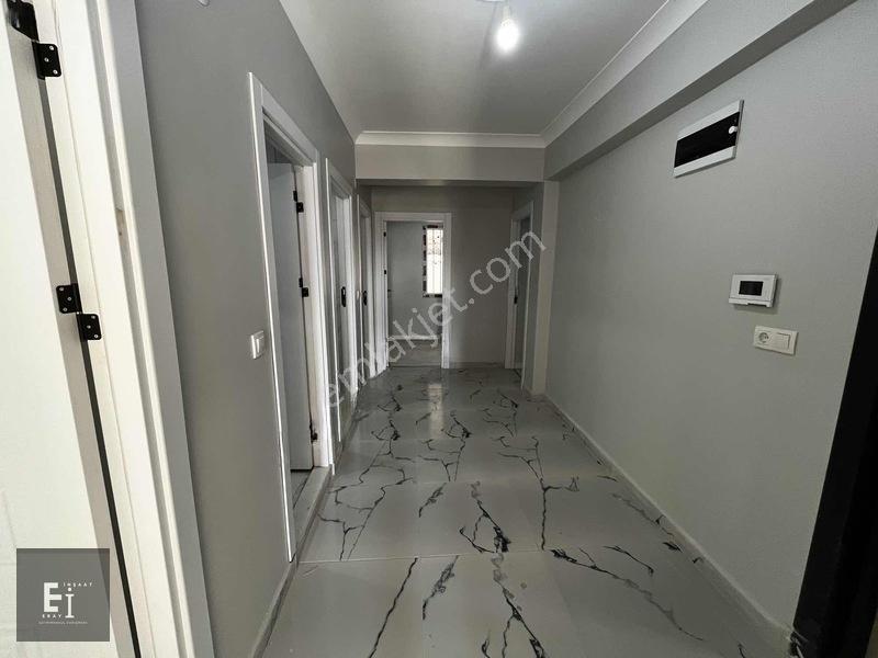 Eray Emlak'tan Satılık Yüksek Giriş 3+1 Ebeveyn Banyolu Daire — fotoğraf 7