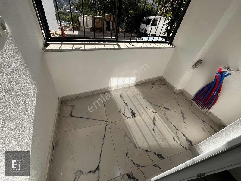 Eray Emlak'tan Satılık Yüksek Giriş 3+1 Ebeveyn Banyolu Daire — fotoğraf 9