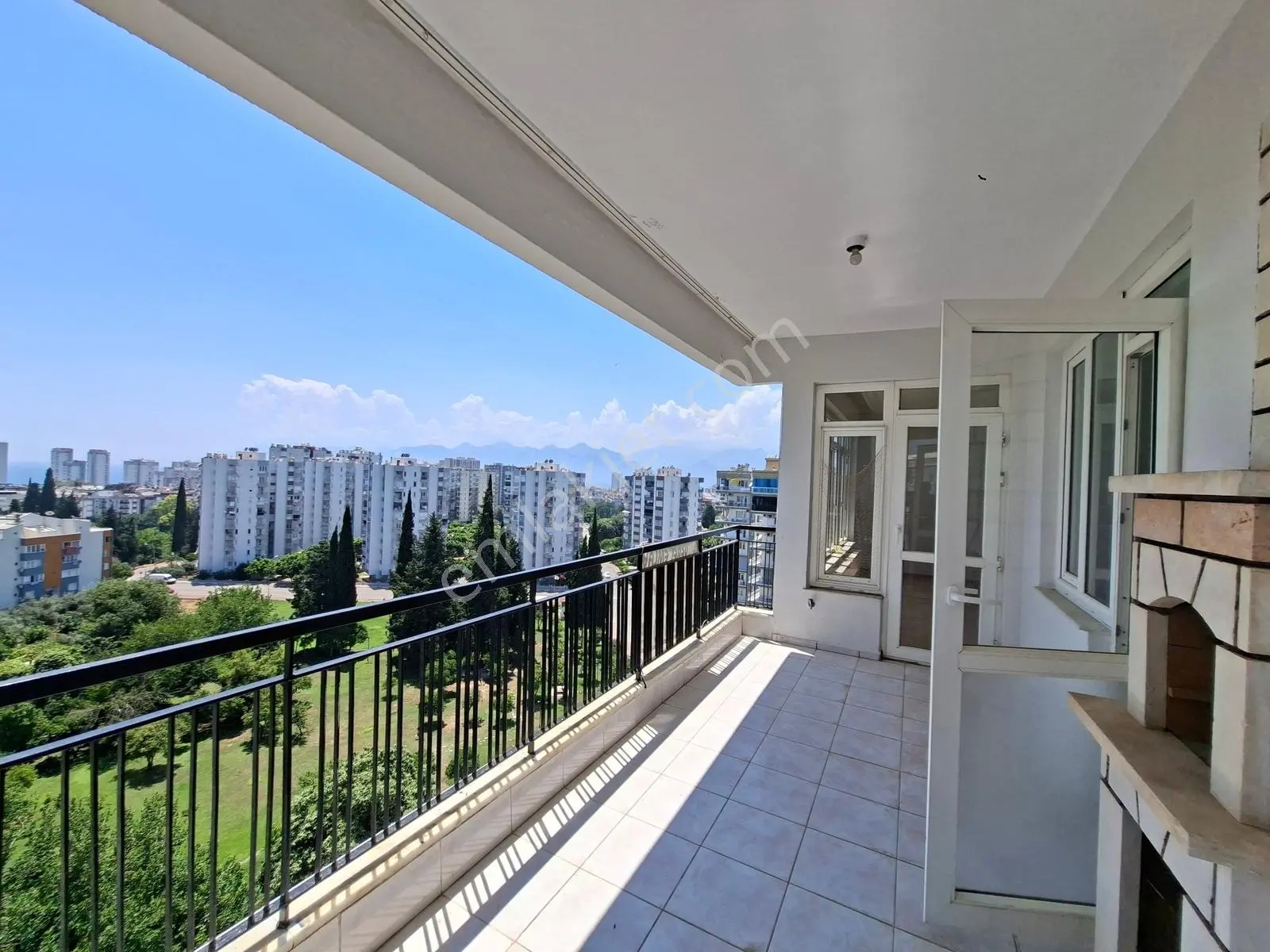Şirinyalıda Park Manzaralı Ve Deniz Görür Ferah 5+1 Dubleks — fotoğraf 2