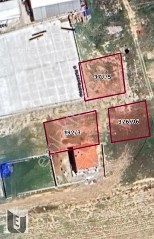 Uydukent Emlak'Tan Fırsat Köşe 550M2 Konut Arsası