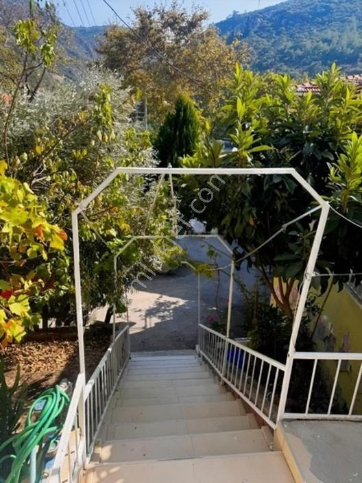 İzmir Kavaklıdere Satılık Komple Bina — fotoğraf 7