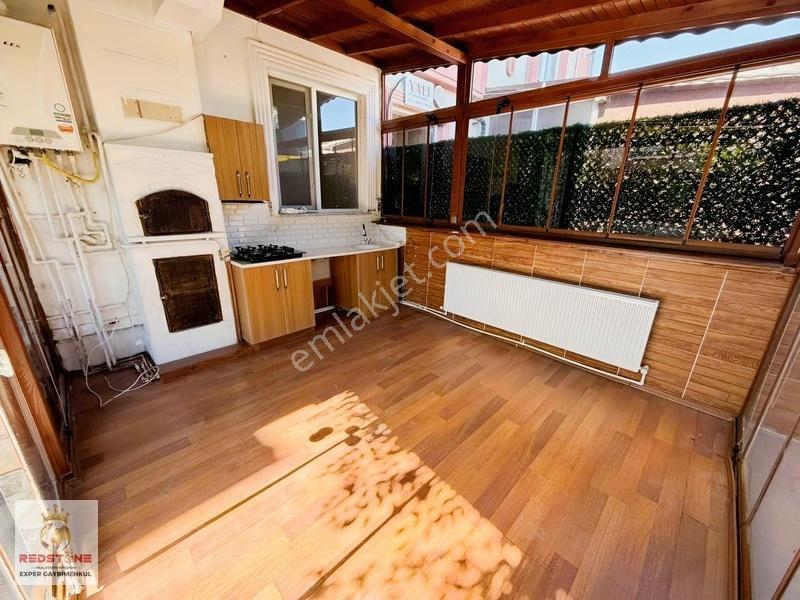 Villa Tadında!!müstakil Girişli Kapalı Veranda Geniş Bahçeli 2+1 — fotoğraf 8