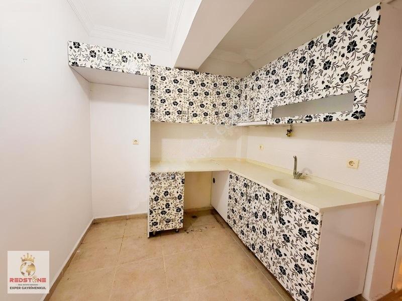 Villa Tadında!!müstakil Girişli Kapalı Veranda Geniş Bahçeli 2+1 — fotoğraf 15