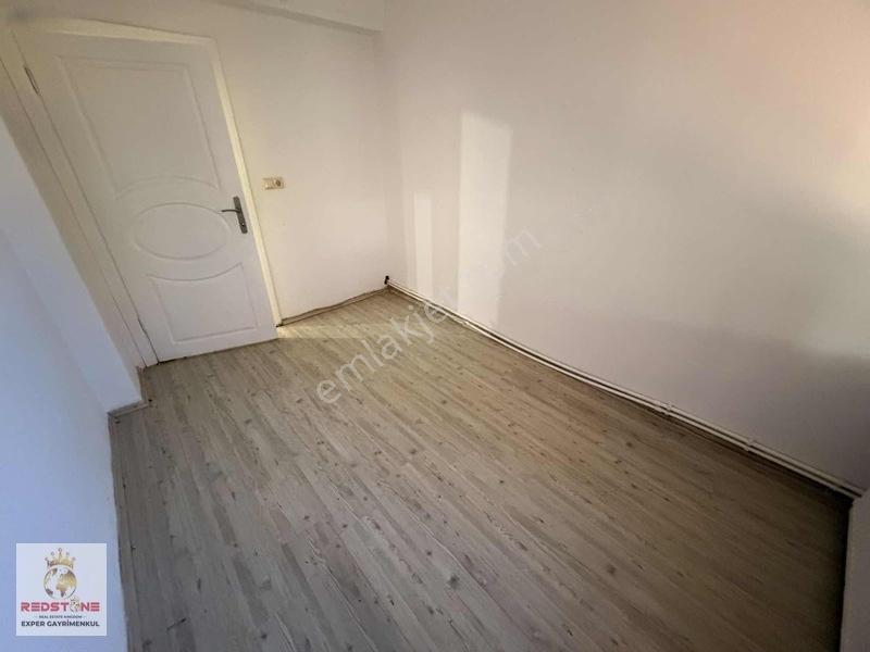 Villa Tadında!!müstakil Girişli Kapalı Veranda Geniş Bahçeli 2+1 — fotoğraf 21