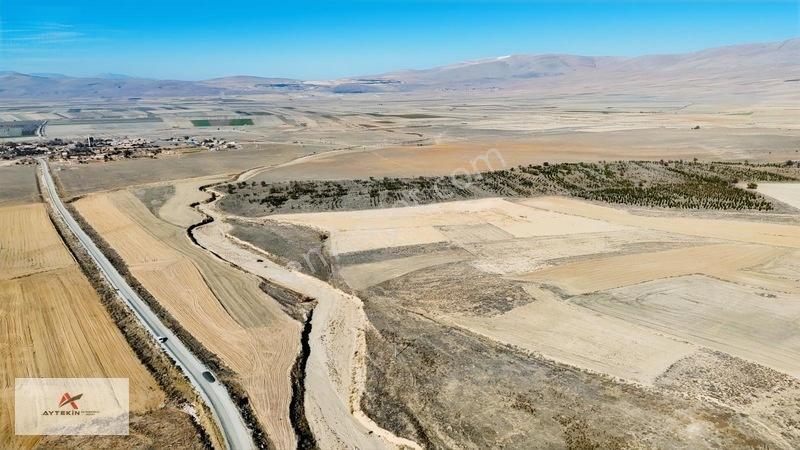 Asfalt Yola Çok Yakın Konumda 1.405 M² Müstakil Tapu Tarla — fotoğraf 17