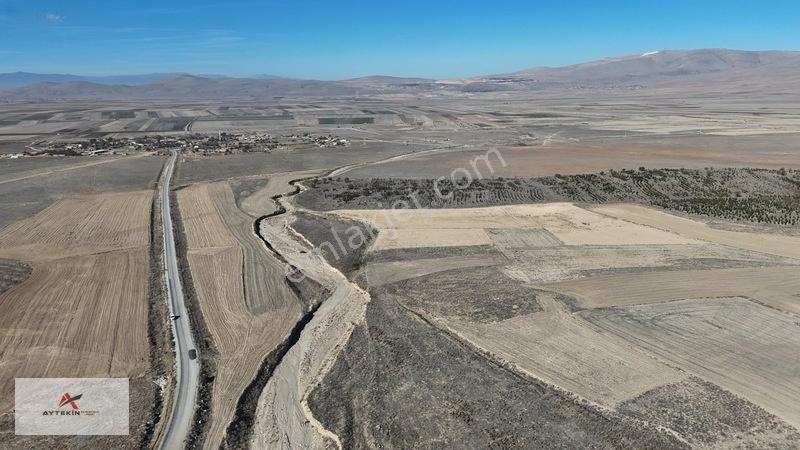 Asfalt Yola Çok Yakın Konumda 1.405 M² Müstakil Tapu Tarla — fotoğraf 18