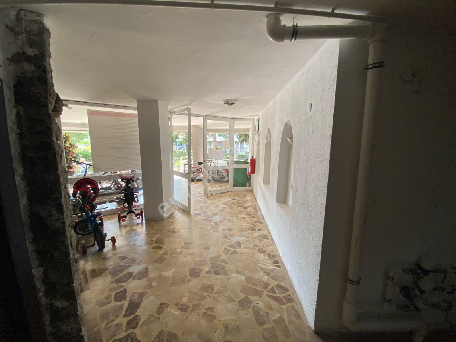 Darıca Bayramoğlu Kastel Tatil Köyü Sitesinde Satılık 2+1 Daire — fotoğraf 29