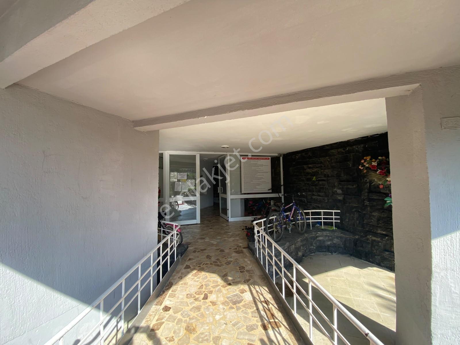 Darıca Bayramoğlu Kastel Tatil Köyü Sitesinde Satılık 2+1 Daire — fotoğraf 30