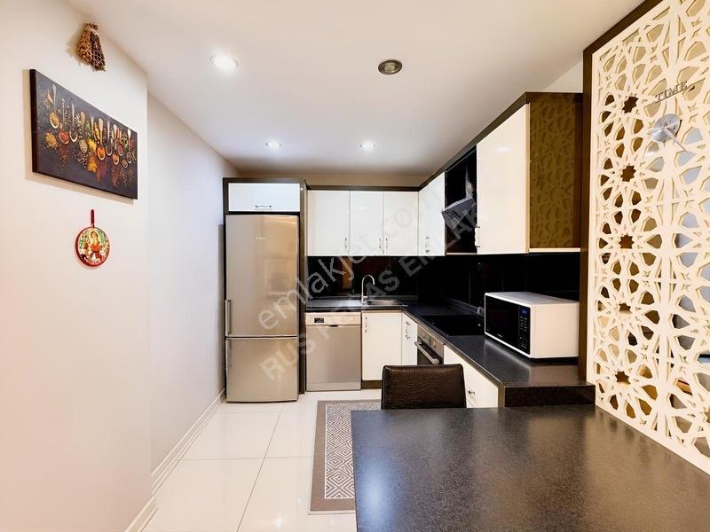 Hurma Sitede Havuzlu | Kapalı Otopark 2+1 Katta Daire — fotoğraf 6