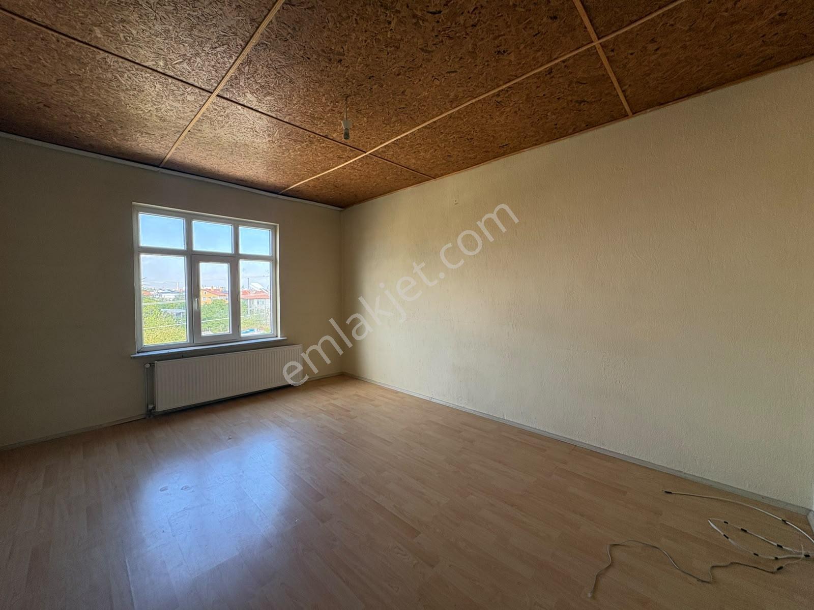 Meram Lalebahçede 630 M² Arsa Paylı Komple Satılık Bina !!! — fotoğraf 19