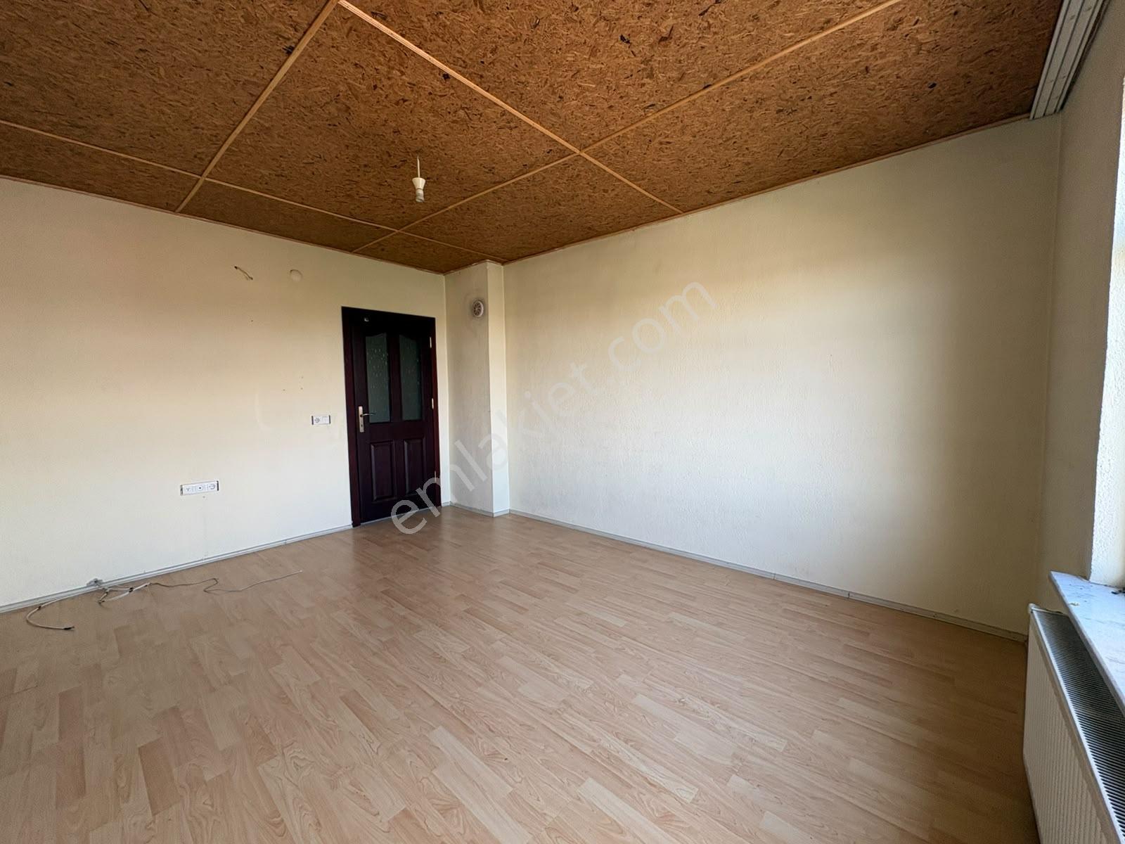 Meram Lalebahçede 630 M² Arsa Paylı Komple Satılık Bina !!! — fotoğraf 20