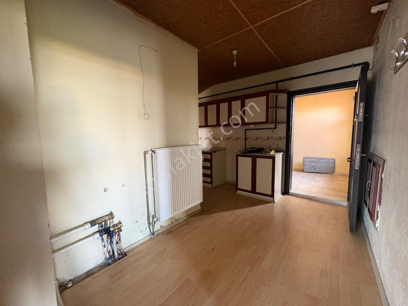 Meram Lalebahçede 630 M² Arsa Paylı Komple Satılık Bina !!! — fotoğraf 23