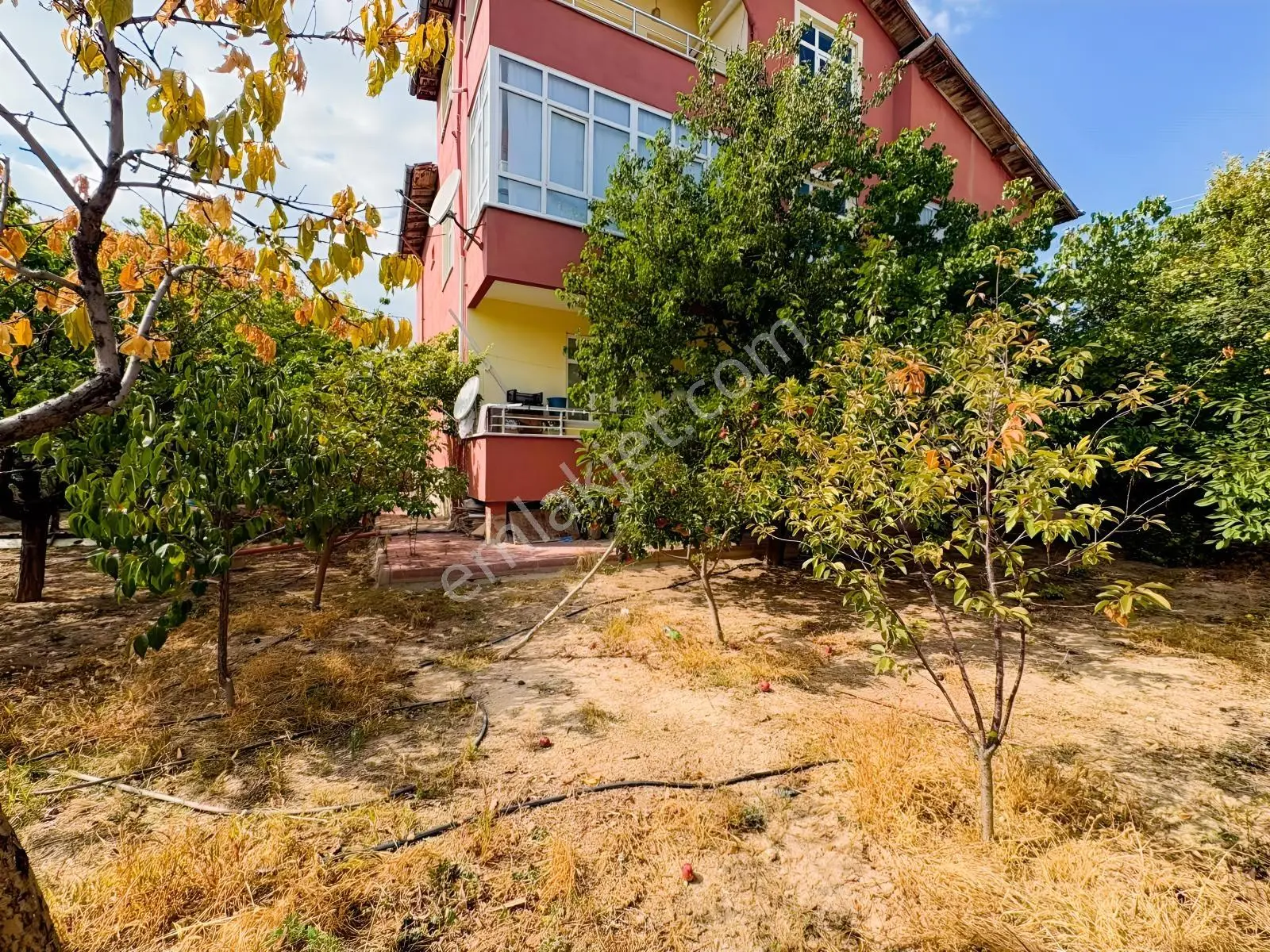 Meram Lalebahçede 630 M² Arsa Paylı Komple Satılık Bina !!! — fotoğraf 32