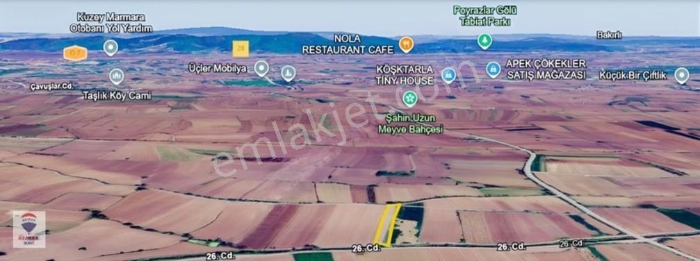 Erenler Büyükesence'de Sulama Kanalı Yanında Düz Verimli Tarla — fotoğraf 15