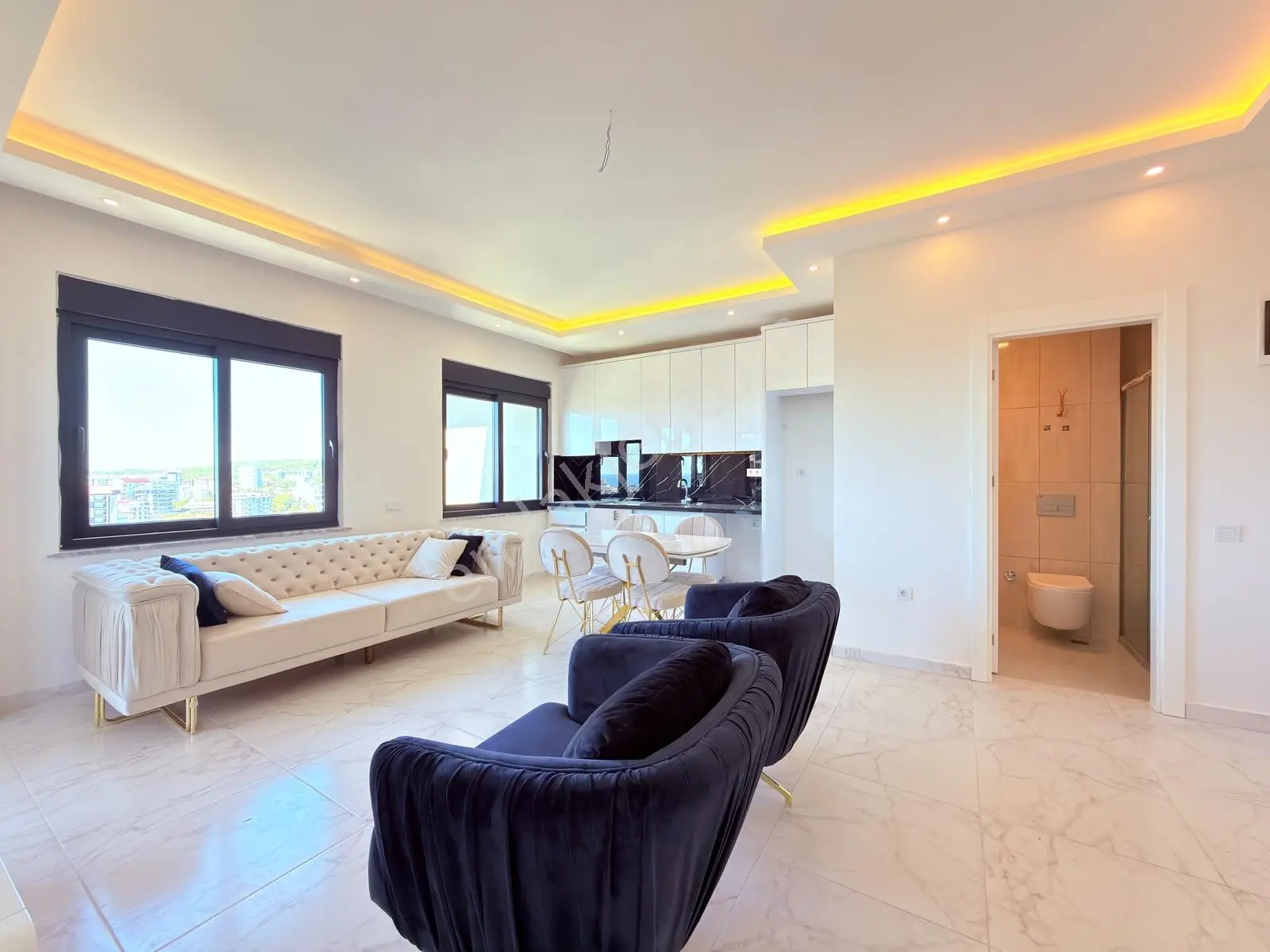 Alanya Avsallarda Geniş Mobilyalı Satılık 4+1 Dubleks Daire — fotoğraf 4