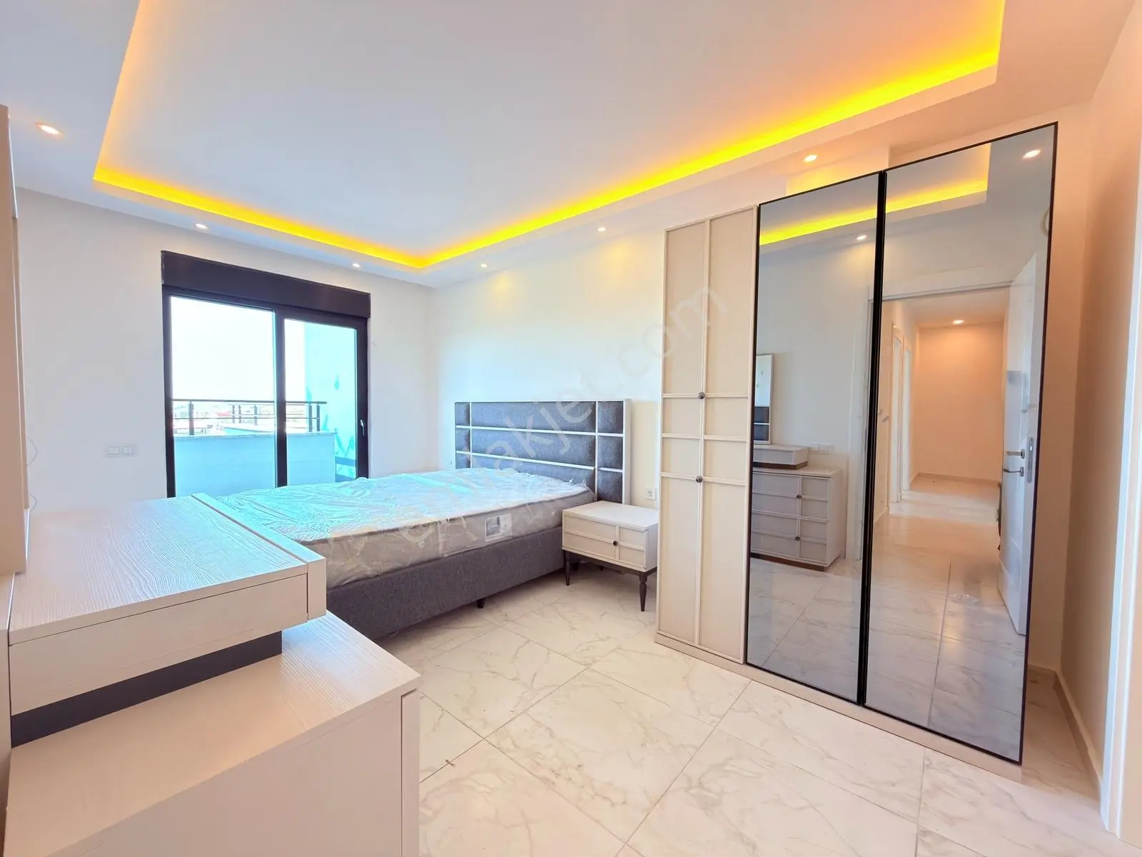 Alanya Avsallarda Geniş Mobilyalı Satılık 4+1 Dubleks Daire — fotoğraf 19