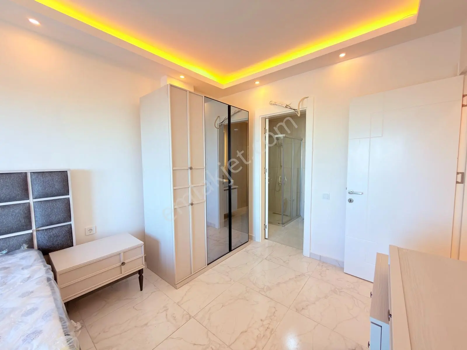 Alanya Avsallarda Geniş Mobilyalı Satılık 4+1 Dubleks Daire — fotoğraf 22
