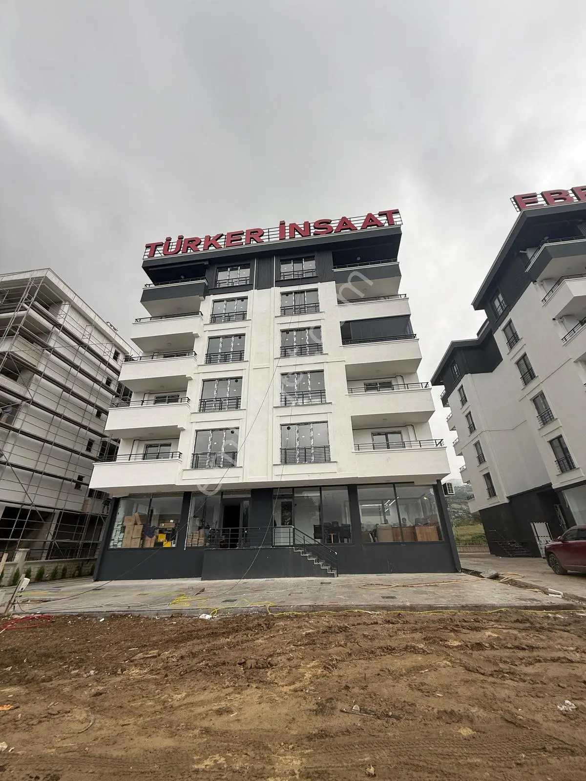 Şehir Hastanesine Komşu Sıfır Yerden Isıtma 1+1 Satılık Daire — fotoğraf 22