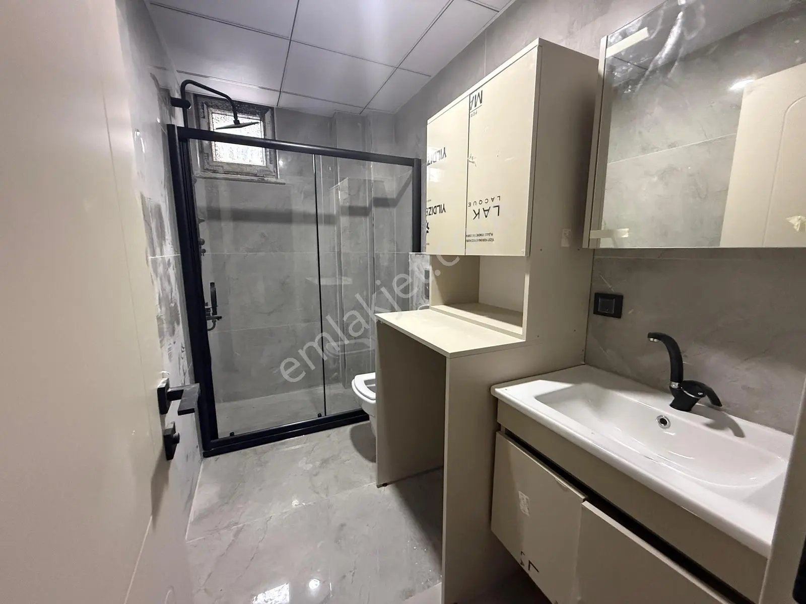 Şehir Hastanesine Komşu Sıfır Yerden Isıtma 1+1 Satılık Daire — fotoğraf 26