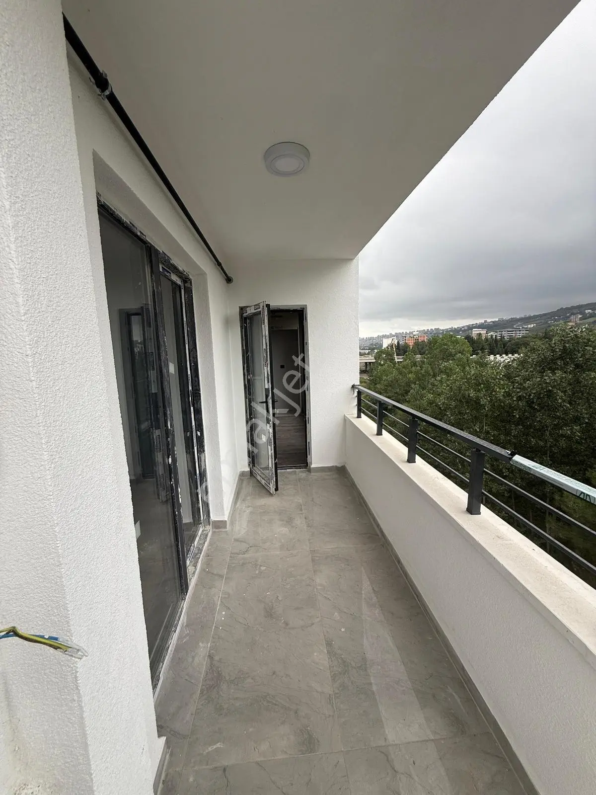 Şehir Hastanesine Komşu Sıfır Yerden Isıtma 1+1 Satılık Daire — fotoğraf 33