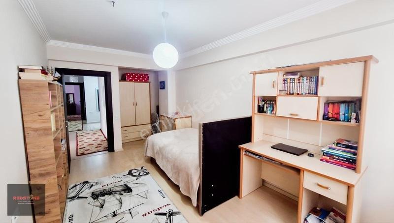 Muhittin Mahallesinde Site İçerisi Satılık 3+1 Daire — fotoğraf 7