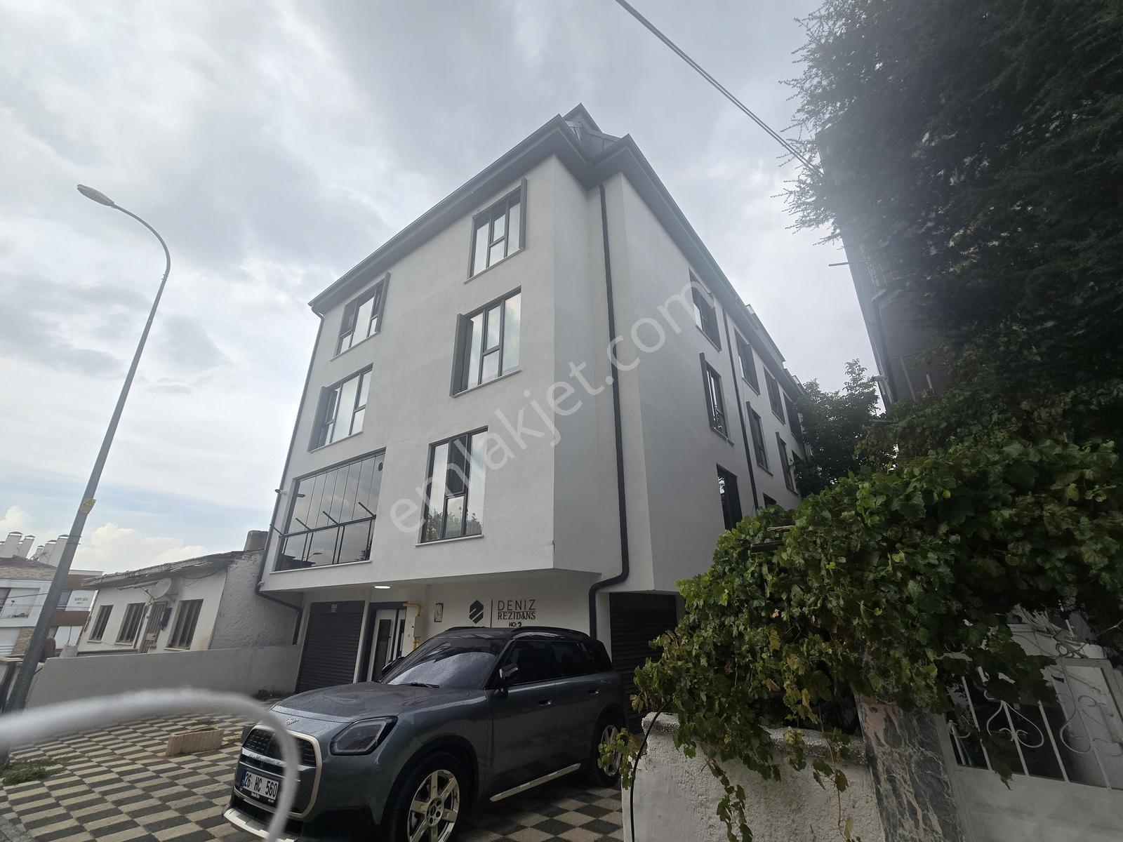 Rw Nest'Ten Büyükdere Tramvay Durağı Yanı Lüks Dubleks 3+1 Daire