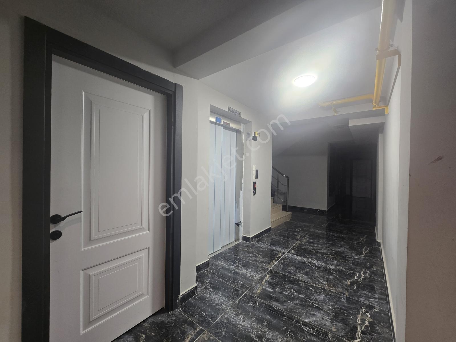 Rw Nest'ten Büyükdere Tramvay Durağı Yanı Lüks Dubleks 3+1 Daire — fotoğraf 2
