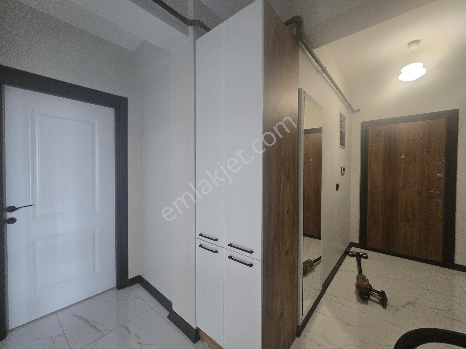 Rw Nest'ten Büyükdere Tramvay Durağı Yanı Lüks Dubleks 3+1 Daire — fotoğraf 4