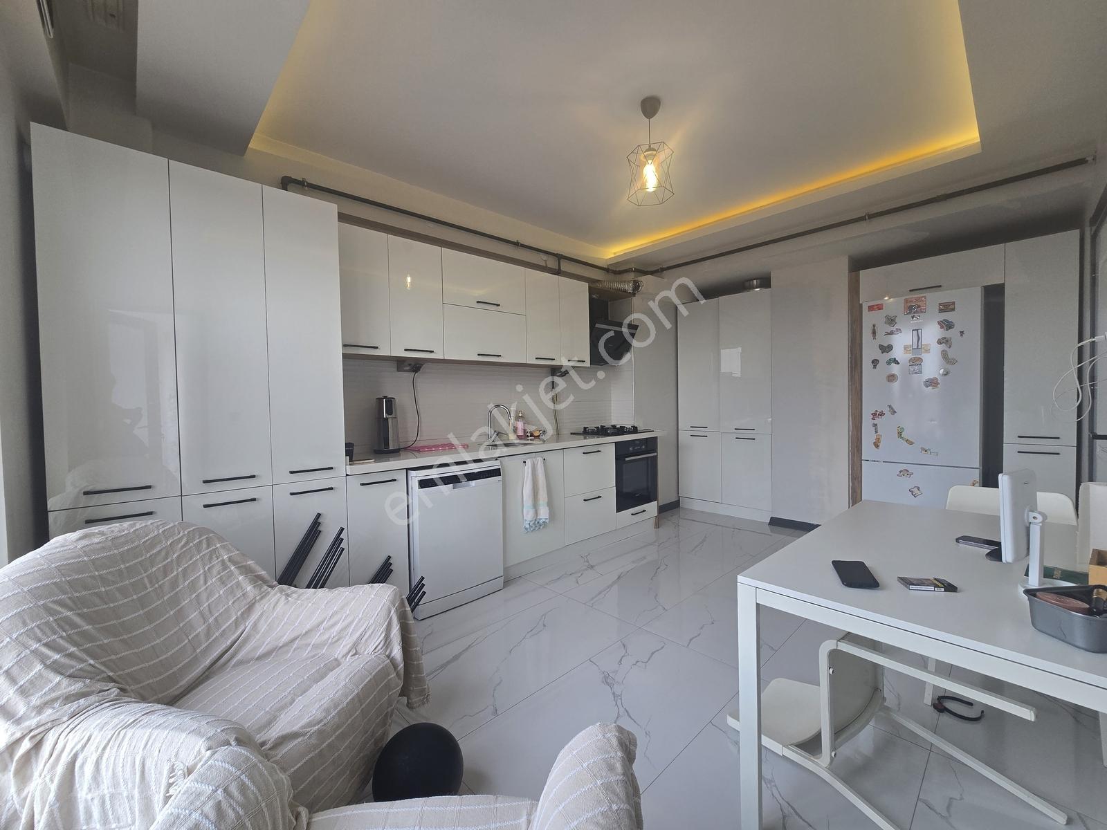 Rw Nest'ten Büyükdere Tramvay Durağı Yanı Lüks Dubleks 3+1 Daire — fotoğraf 9