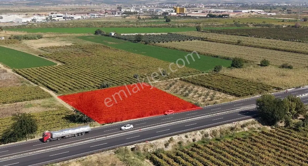Salihli Denizli Yoluna Sıfır 3052 M² Satılık Bağ — fotoğraf 4