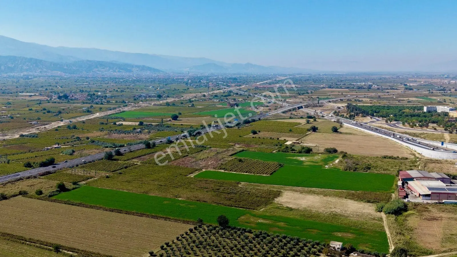 Salihli Denizli Yoluna Sıfır 3052 M² Satılık Bağ — fotoğraf 8