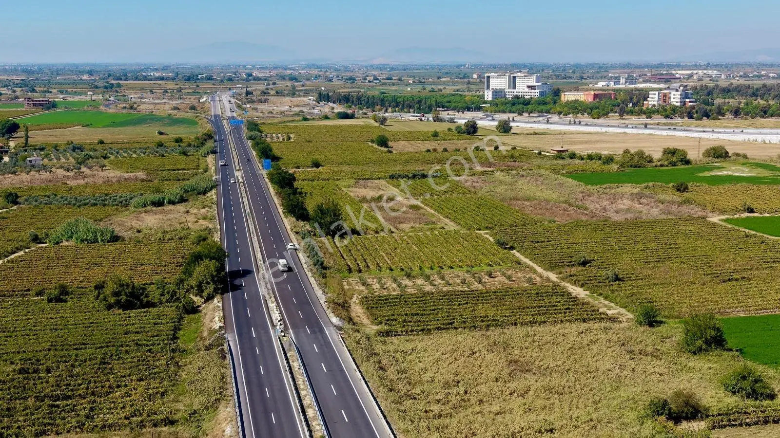 Salihli Denizli Yoluna Sıfır 3052 M² Satılık Bağ — fotoğraf 9