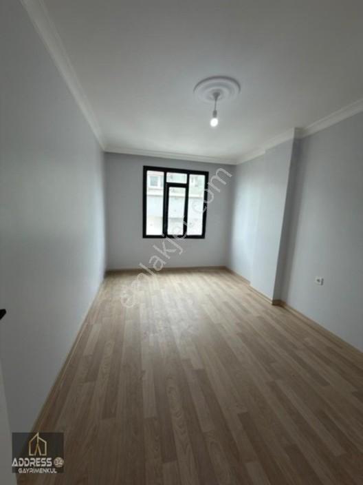 Haraççı Göçmen Kentte Satılık Ferah 3+1 Ara Kat Daire — fotoğraf 6