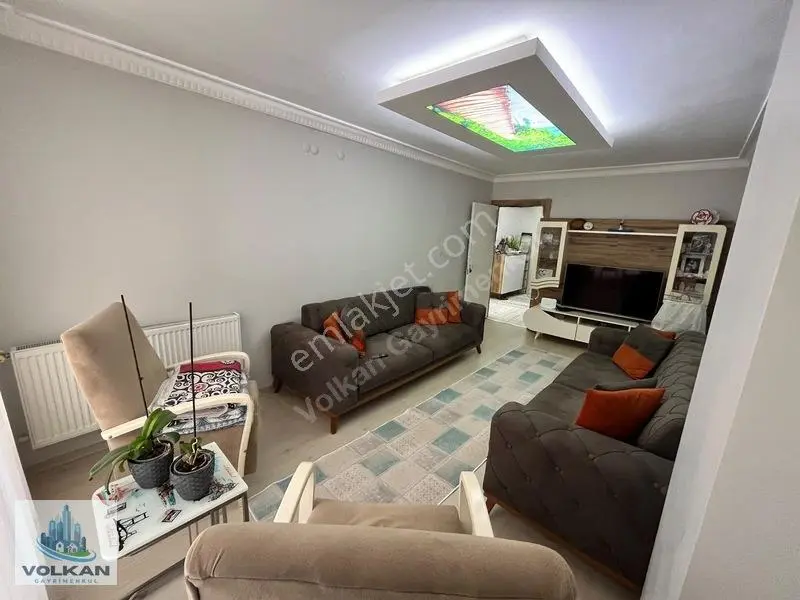 Volkan Emlak Esenyurt Mah Duplex 4+3 200M2 3.Kat Lüksx Daire
