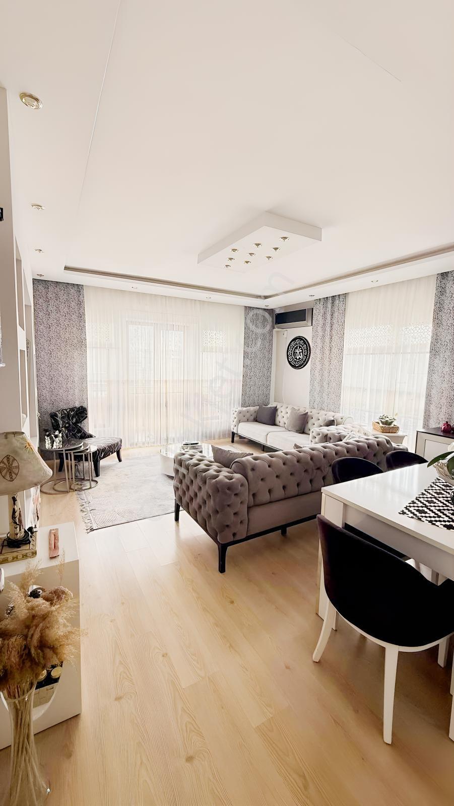 Çanakkale Truva Caddesi Satılık Geniş 2+1 — fotoğraf 5