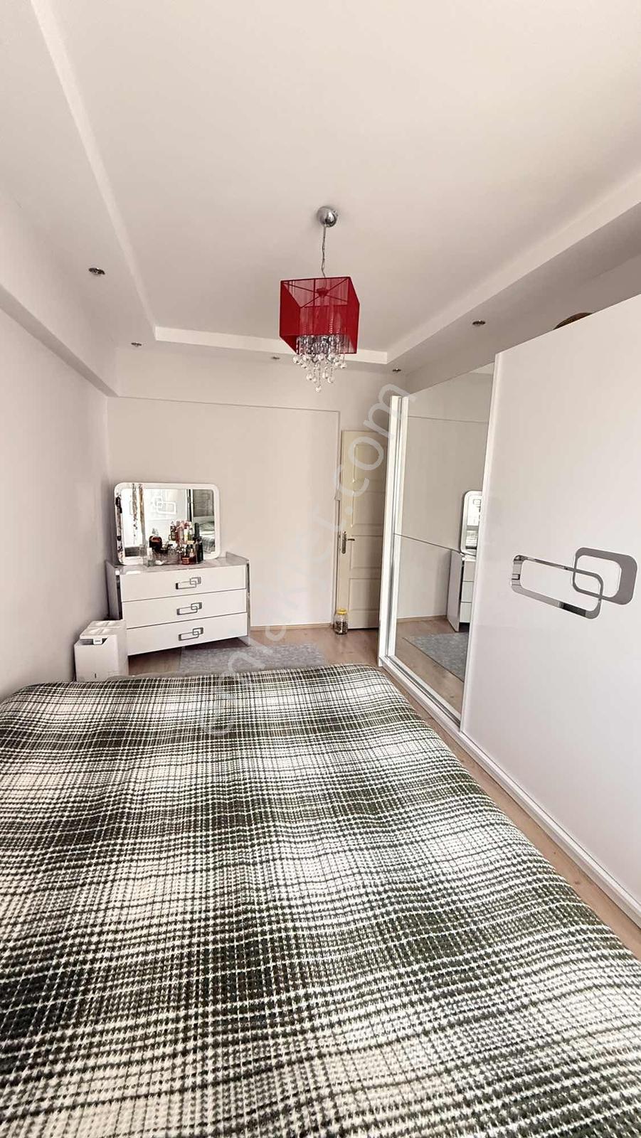 Çanakkale Truva Caddesi Satılık Geniş 2+1 — fotoğraf 17