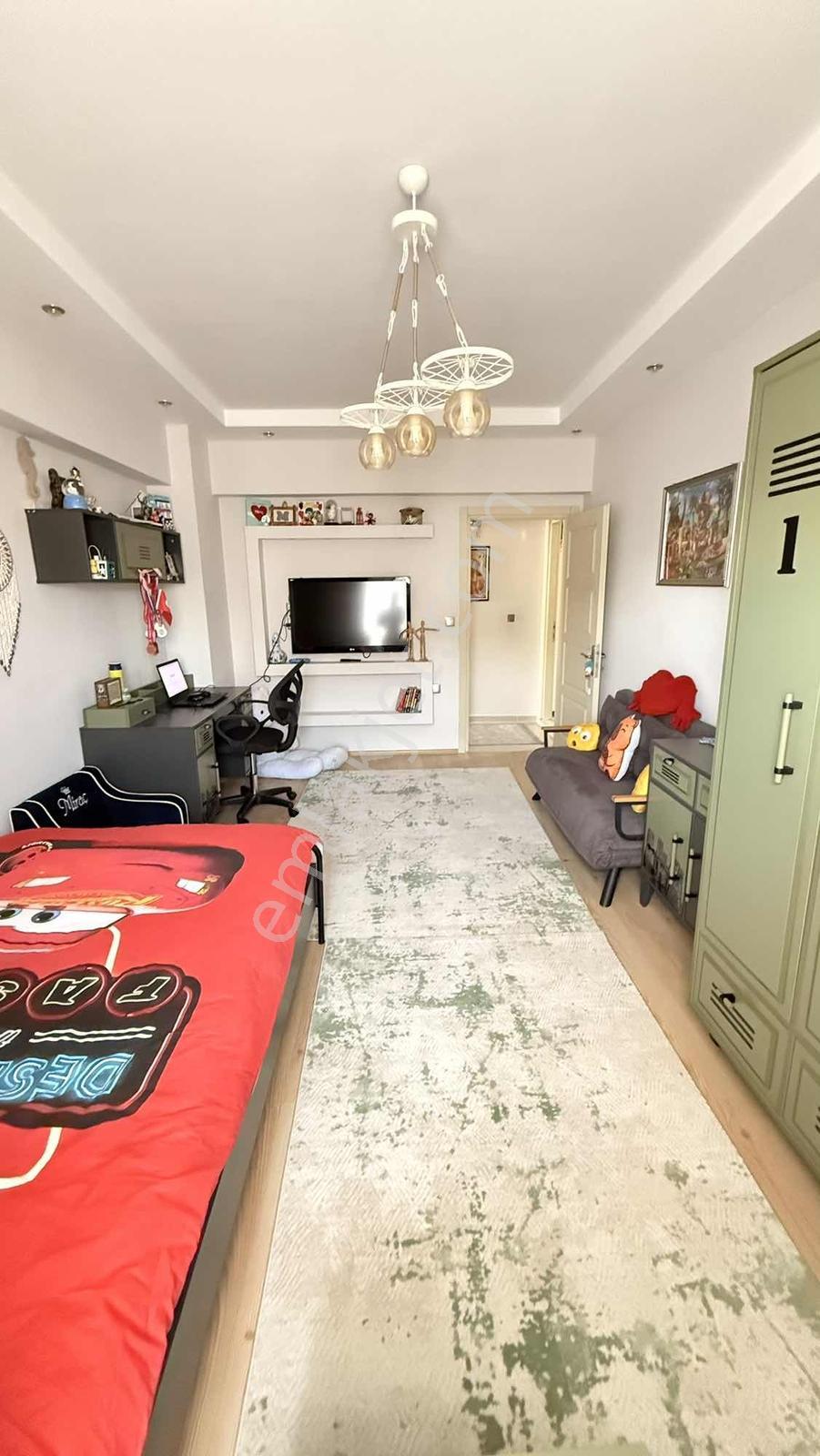 Çanakkale Truva Caddesi Satılık Geniş 2+1 — fotoğraf 24