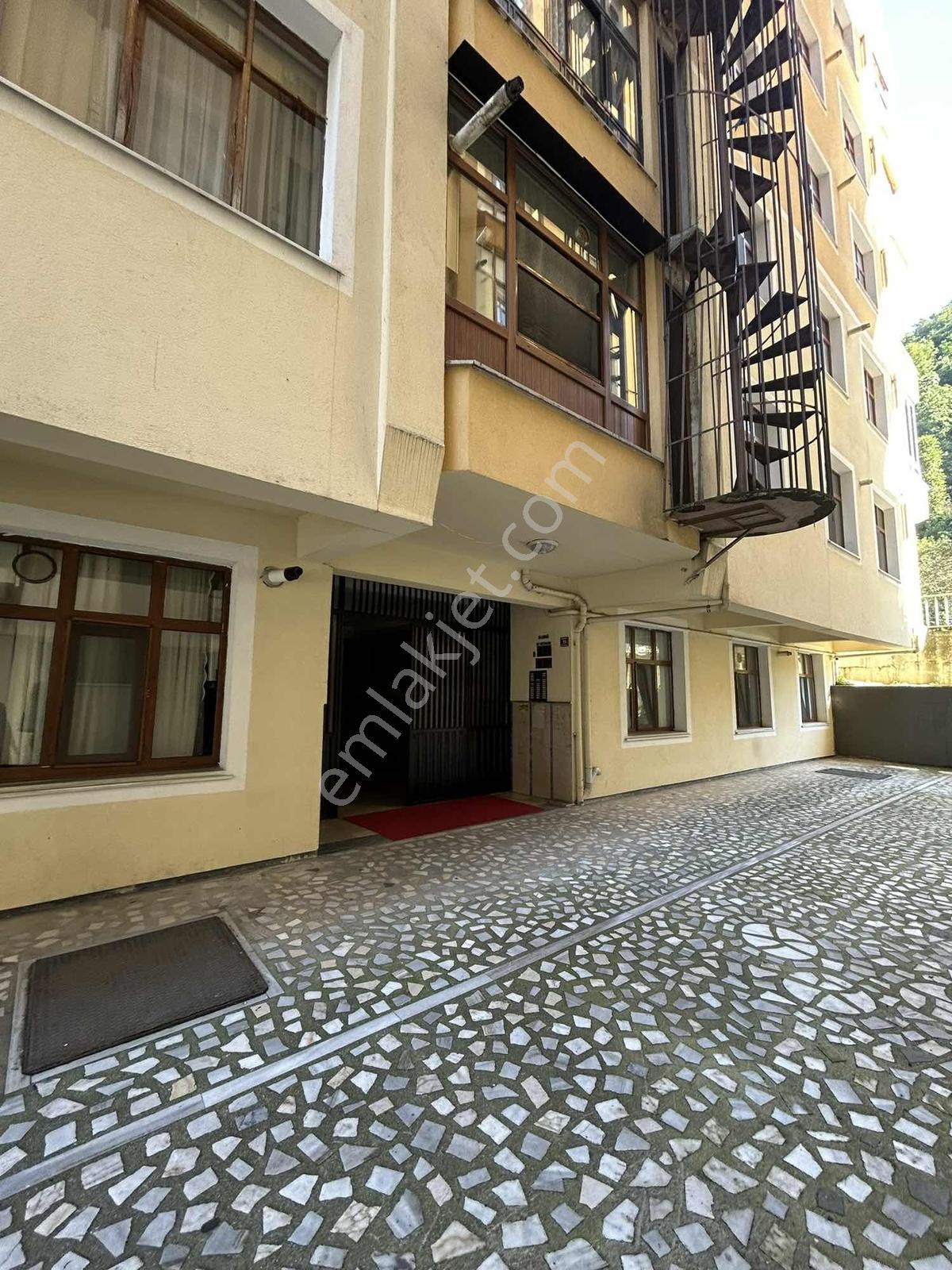 İslampaşa Mahallesinde Satılık Kupon Daire! — fotoğraf 2