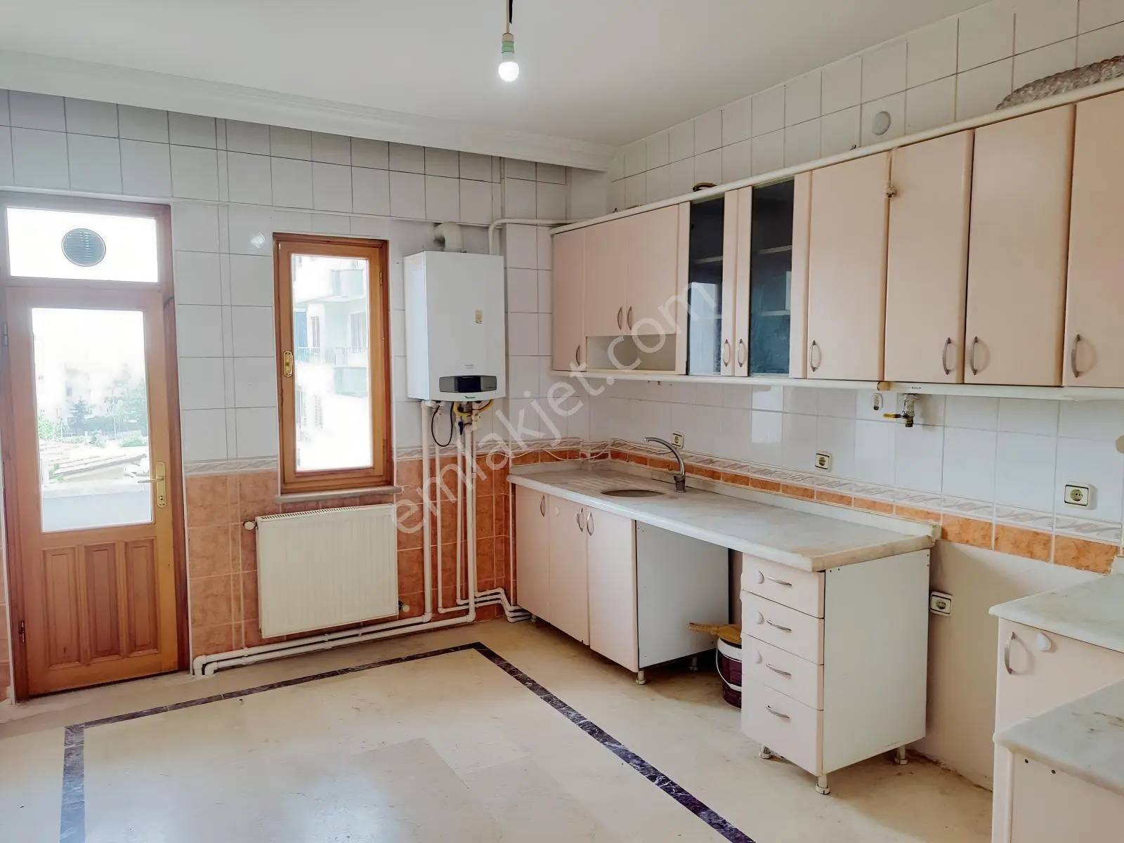 Pex Anka'danbattalgazi Devlet Hastanesine Yakın Satılık 3+1daire — fotoğraf 6