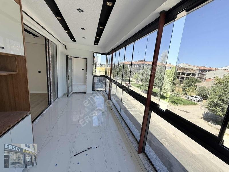 Ersev Gayrimenkulden 2+1 Site İçi Özelgarajlı — fotoğraf 4